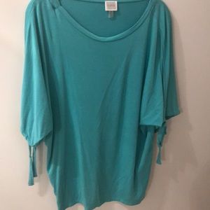 Teal top size large